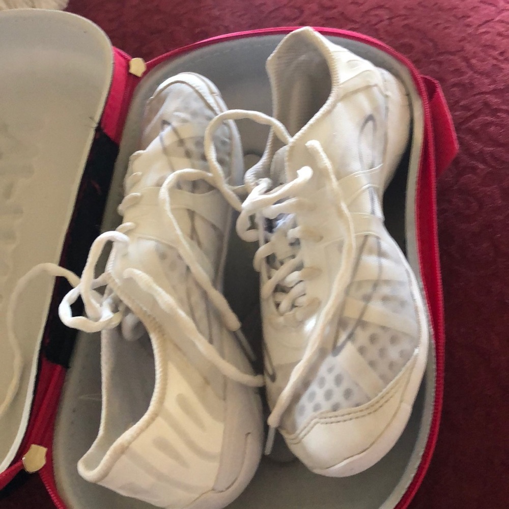 Nfinity Vengeance Cheer Shoe